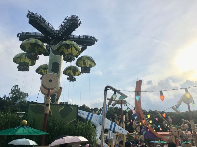 そして我が家の楽しかった乗り物ナンバー2はトイ・ソルジャー・パラシュート・ドロップ<br />これもすごく楽しいんだけど何せ並ぶ・・・2回しか乗れなかったのが残念！