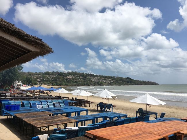 夜はきっとたくさんのお客さんで大賑わいだろうけど昼間は空いてていいね～