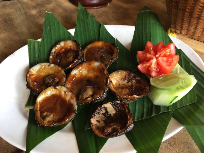 特に貝が美味しかったので追加注文(´艸｀*)<br />このタレがたまらんウマさ！<br />このタレ欲しい・・・笑<br />お魚も美味しかったので次回は2セット頼もう～