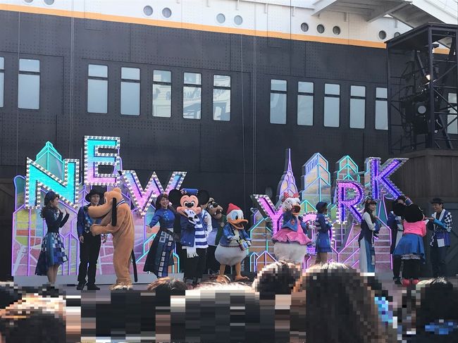 Tds 18年 東京ディズニーシー のクリスマス デコレーション New イッツ クリスマスタイム カラー オブ クリスマス ハロー ニューヨーク ハピエストセレブレーション オン ザ シー X マスのスペシャルメニュー グッズ ショー Tds 18年 東京ディズニーシー のクリスマス デコレーション New イッツ クリスマスタイム カラー オブ クリスマス ハロー ニューヨーク ハピエストセレブレーション オン ザ シー X マスのスペシャルメニュー グッズ ショー