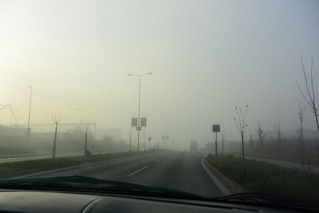 冬になるとスモッグがひどく、飛行機も飛ばなくなることもしばしばのサラエボです。