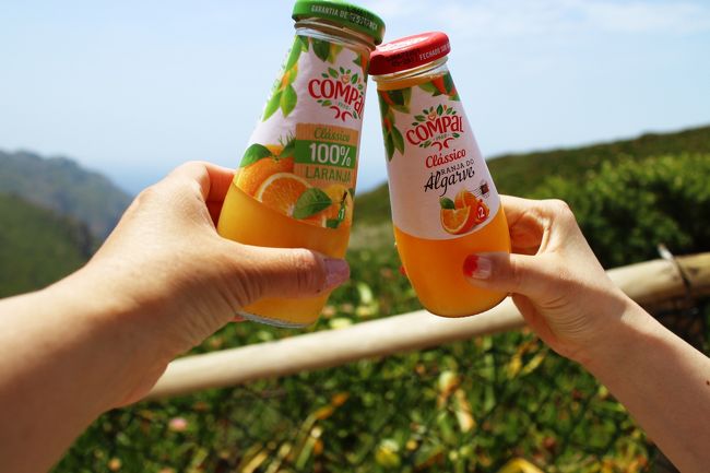 オレンジジュースで乾杯。