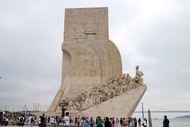 発見のモニュメント。