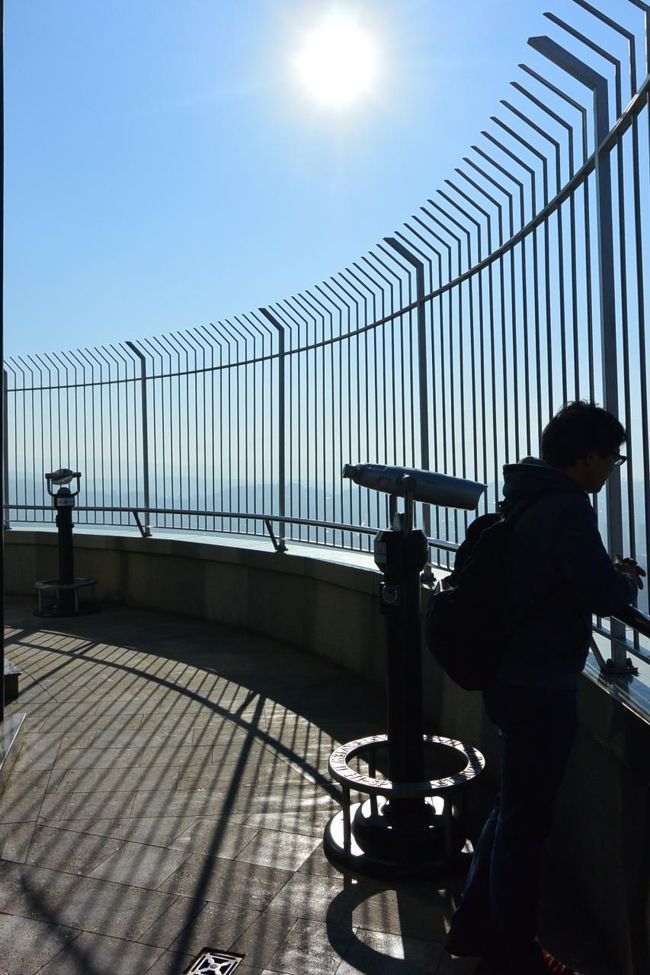 アヴァズ・ツイストタワー36階の展望台。