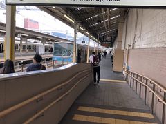 「京都、ゆっくり楽しんできてね～。
お家で待ってるよ～！」と、友達は大阪へ。
私は宇治駅へ。