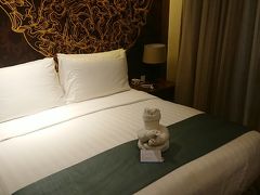 21:15 マリオット バリ ヌサドゥア ガーデンズ

１日がかりのツアーが終わり、ホテルの部屋へ。
かわいらしいタオルアートがメインベットに飾ってあり、気持ちがほっこり(*^^*)
