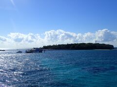 1時間弱でグリーン島が見えてきたー！！