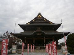  祖父江善光寺に参拝しました。イチョウの紅葉はもう少し先のようでした。