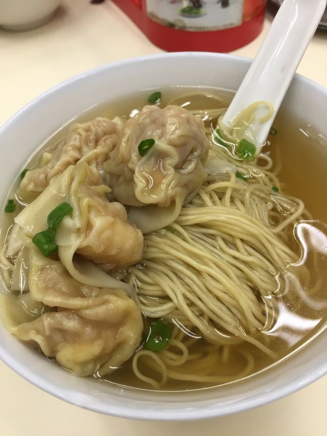 海老雲呑麺。<br />味が薄かった。残念。