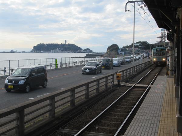 鎌倉の海岸ウォーキング旅 4 終 鎌倉高校前でアニメ聖地の踏切を見た後で江ノ電に乗って鎌倉駅へ 鎌倉 神奈川県 の旅行記 ブログ By Happinさん フォートラベル 鎌倉の海岸ウォーキング旅 4 終 鎌倉高校前でアニメ聖地の踏切を見た後で江ノ電に乗って鎌倉駅へ 鎌倉 神奈川県 の旅行記 ブログ By Happinさん フォートラベル