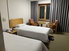 釜山観光ホテルにチェックイン。
立地よくお安く泊まれます。
日本語で大丈夫なホテル。