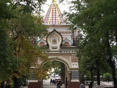 そしてカラフルだったと言えばこちら。
公園内に唐突に現れるお茶目系な建造物！

なにこれ～！？ピエロの衣装みたいｗ