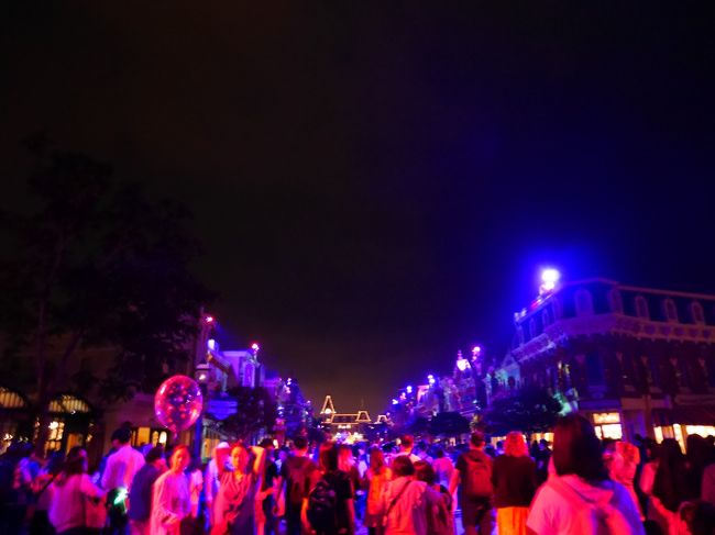 ヴィランズ・ナイト・アウト、かっこいいし、ほんと曲がいいです！観られてよかった～^^