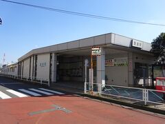 是政駅の駅舎。