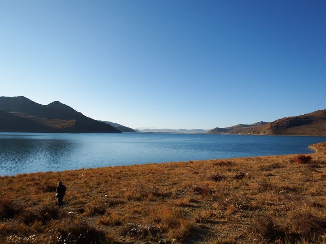 ここはヤムドゥク湖です。