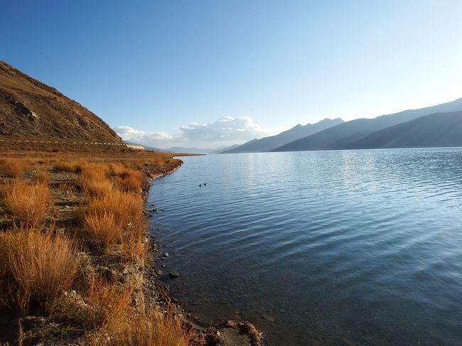 ナムツォ、マーナサローヴァル湖と並ぶチベット三大聖湖の一つ。
