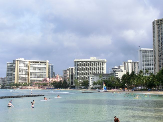 朝のビーチは、混んでいなくて静かでいいですね～。