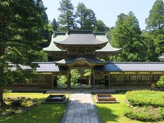 永平寺は、基本的に修行のお寺のため派手さはありません。