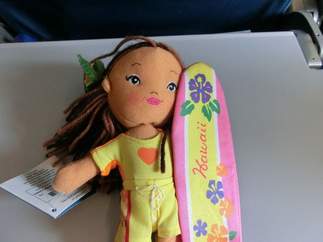 毎回、空港で一人ずつ買って帰ります。<br /><br />全員揃うまであと何回かなぁ･･･。