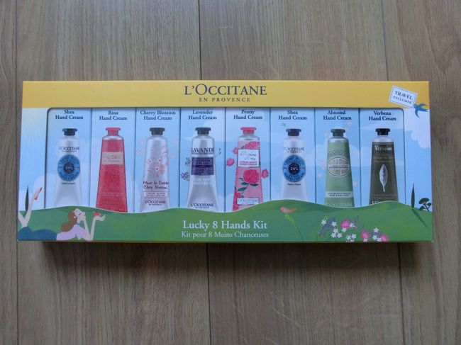 ロクシタンのハンドクリーム。<br />日本よりは安いです。