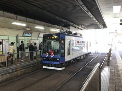 大塚駅から都電荒川線に乗って、
