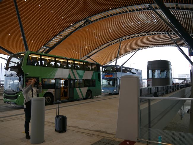 凄く大きな建物です。