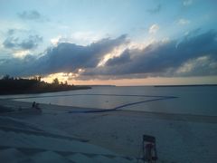 少し仮眠後、近くのパイナガマビーチ散策！