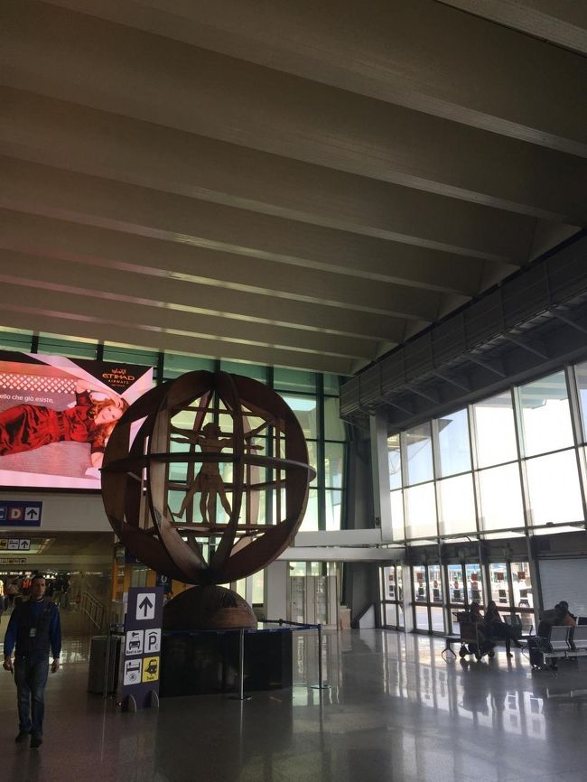 帰途につく<br />19：45　ローマ発<br />23：45　イスタンブール着<br />01：35　イスタンブール発<br />18：40　関西空港着