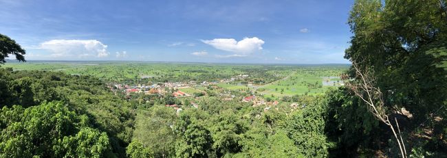 カンボジア人はおおらかで優しくて好きだけど、ゴミの対処だけは変わってほしい。<br />お寺なのに、平気でゴミ捨てまくるし、おしっこするから、腐って、臭う。<br />こんなに美しい大地を守っていってほしい。