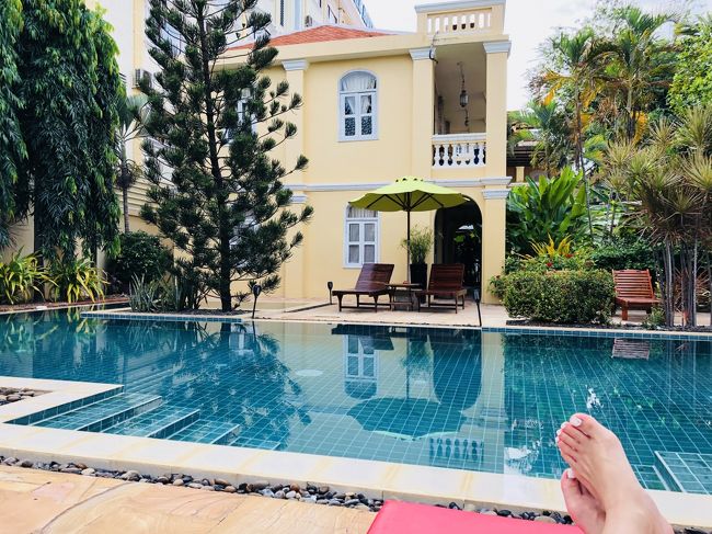 バッタンバンでのお宿はここ、ラ・ヴィラ。<br />本日の予定は特にないので、プールでゆっくりするとする。