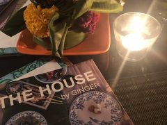 「THE HOUSE Restaurant/GINGER」

今日のディナーはおしゃれなレストラン、ジンジャーに行って来ました。
欧米人が多く、比較的お高めなお店ですが雰囲気はとてもステキ！！！
(今日のチキンが3回食べれる位の金額)