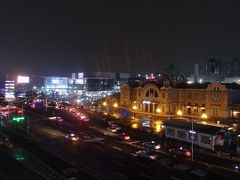 そしてこちらがソウル駅。
右側のレンガ造りの建物は旧駅舎でしたっけ。
昔、例のごとく解体するかしないかで揉めてませんでした？