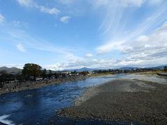 今回のルートは二日間で、嵐山と大原を巡る計画。まず初日は嵐山周辺へ。こんな混雑の時にと思いますが、行ってきました。