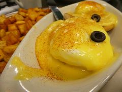 朝食。
ラスベガスで朝食といったらここでしょう！
「Egg & I」のエッグベネディクトを越えるエッグベネディクトは、多分ないと思っています。