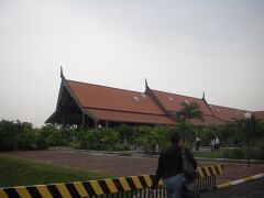 シェムリアップ空港
かなり小さい空港
