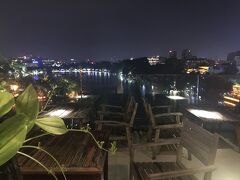 ホアンキエム湖が一望できるレストラン