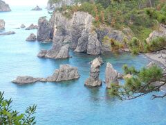 続いて青海島にきました。
山口県の景勝地では珍しく…駐車料金がかかります。
でもその代わり管理人さん（ラッパのしょうちゃん）が芸をみせてくれました。
有名？らしいです。
