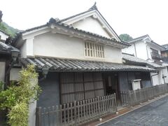 頼惟清旧宅．賴山陽の祖父が染物屋を営んだ居宅．
建物は江戸後期の建造．
開館時間９時～17時，入館無料．
入ってみる．