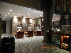 30分ほどで今回宿泊するゴールデンテンプル・ブティックに到着。
こちらのホテル、ゴールデンテンプル系列ホテルの中で最も新しいらしく、まだ出来て11ヶ月とのこと。