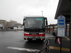 札幌から二時間半程、11時に富良野駅到着