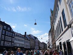 ストロイエ
コペンハーゲンの旧市街。一番賑わっている場所です。