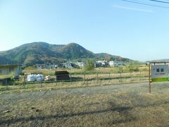 2018.12.02　鳥取ゆき快速列車車内
前回は福部で降りて砂丘へバスに乗ったので…