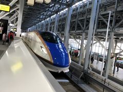 北陸新幹線「かがやき」です
これに乗り東京駅を目指します