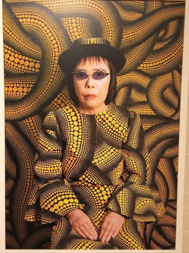 果てしない水玉、螺旋、網の目…無限に続くこれらのアートになんだか宇宙と無限の生命を感じちゃいました。<br />感じるものは人それぞれなんだろうけど、草間彌生さんは何を感じながら表現したんでしょうかね～？