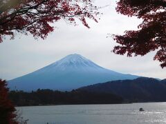 河口湖からの紅葉＆富士