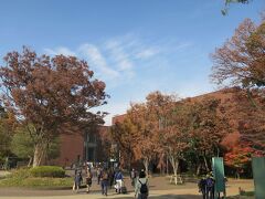 目的地は東京都美術館。