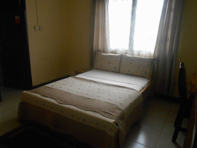 1泊朝食132.48セディ（3,047円）。Wi-Fiも良好でした。