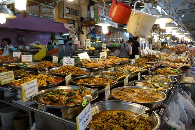 食べ物もいっぱい。