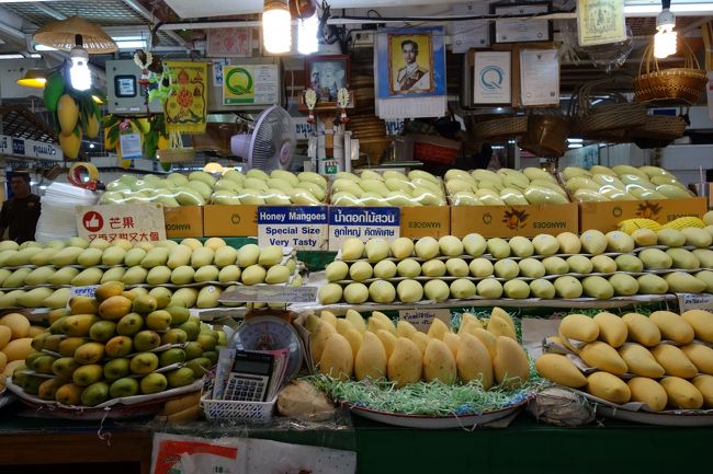 いかにも高級そうなマンゴー。美味しいんだろうなあ。