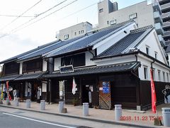 櫛田神社向かいにある博多町家ふるさと館。
http://www.hakatamachiya.com/